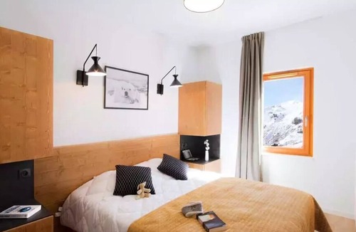 Orcieres-Merlette Apartment | Residence Rochebrune Les Cîmes **** - Labellemontagne - 3 rooms 6 people
