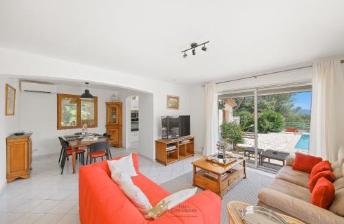 Cuers Villa | Rez de Villa provençal avec Belle Piscine privée et Parking