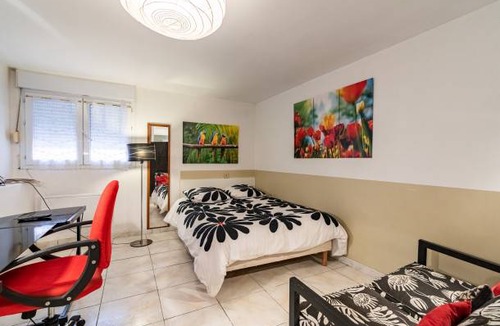Purpan Apartment | Roman T3 RDC