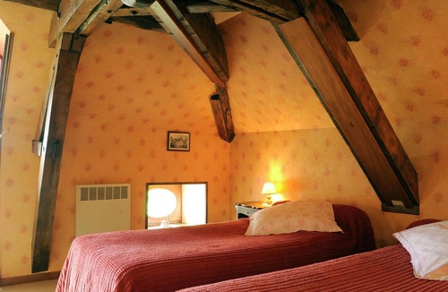 Bligny Cottage | Romantic gîte in quiet village for Champagne lovers