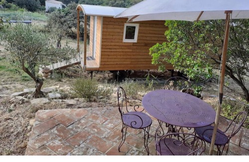 Les 3 Ponts Cabin | ROULOTTE EN GARIGUES