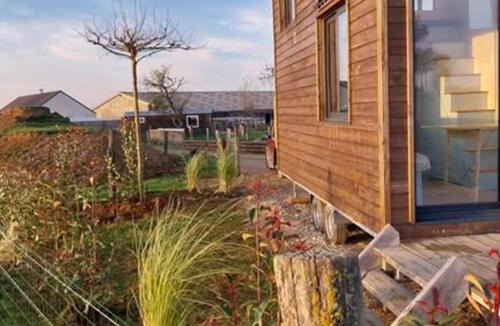 Burthecourt-aux-Chenes Other | Roulotte tout confort au milieu des animaux