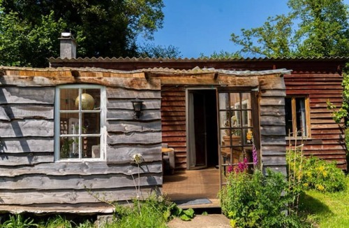 Plufur Cabin | Roulotte Traditionnelle Armoricaine