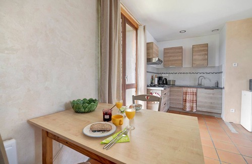 Puycelci Apartment | Rural Studio at the Foot of Puycelsi