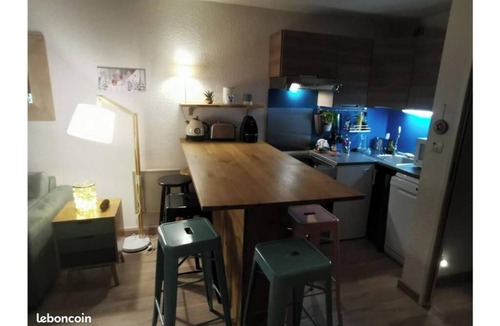 Vignec Apartment | Saint-Lary Pla d'Adet – Ski-in/Ski-out Apartment with Valley Views