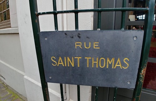 Intra Muros Apartment | Saint-Malo Intra-Muros - T4 - Bourgeois building - Old world charm