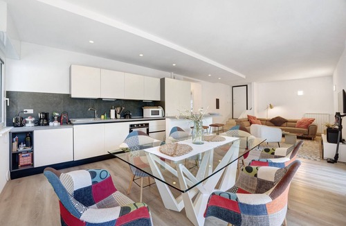 Ispra Apartment | San Martino Lake View Apartment – Relax with Stunning Lake Maggiore Views