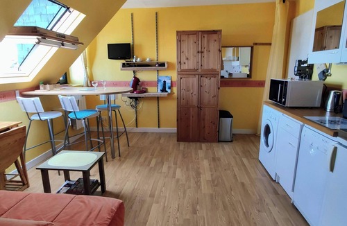 Plerin Apartment | Sea view studio - Beach access on foot + GR34 - Near Saint-Brieuc
