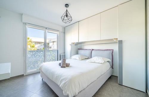 Villeneuve Loubet Beach Apartment | Seaside Escape