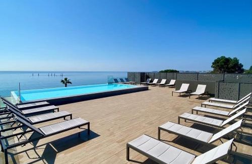 Villeneuve Loubet Beach Apartment | Seaside Escape