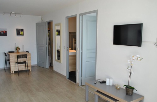 Cap d'Ail Apartment | Seaview terrace apartment in Cap d'Ail, sleeps 4-5, 5 minutes from Monaco