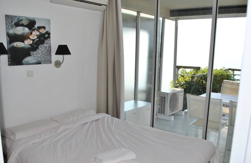 Cap d'Ail Apartment | Seaview terrace apartment in Cap d'Ail, sleeps 4-5, 5 minutes from Monaco
