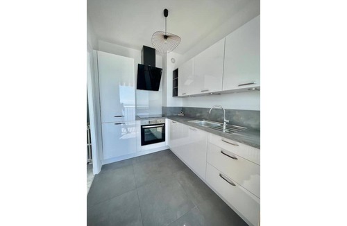 Menton Apartment | "SEAVIEWS BY JENNI MENTON LA SUITE Superb brand new apartment on the seafront