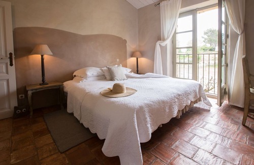 Aigaliers House | Self catering room in a large Mas