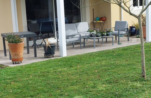 Lahourcade House | Semi-detached house in the countryside garden covered terrace
