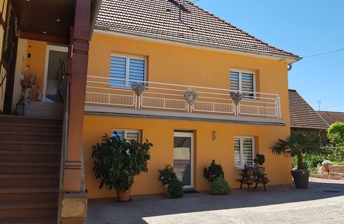Balbronn Apartment | Single-storey furnished apartment - Domaine Elsass