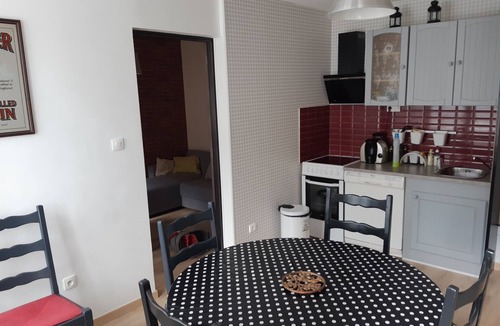 Verdun Apartment | single-storey heart of Verdun