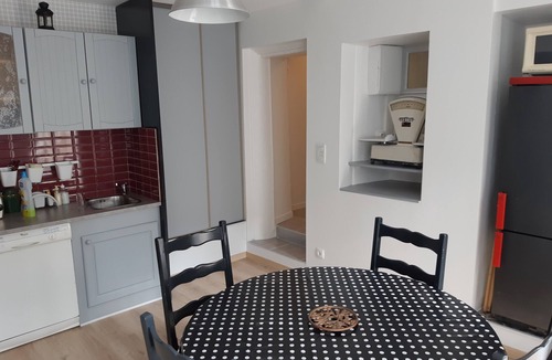 Verdun Apartment | single-storey heart of Verdun