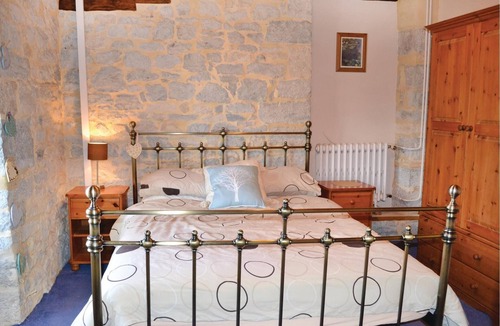 Saint-Denis-Catus House | Situated high in the Vert river valley, this cozy cottage welcomes you in the Lot department.