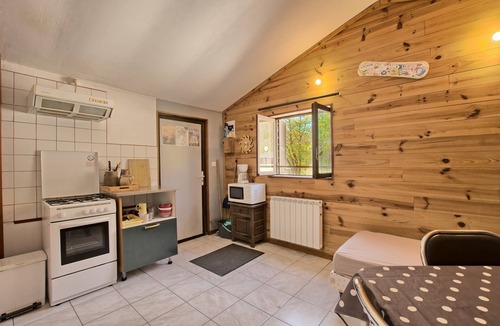 Bagneres-de-Luchon House | Skioura Holiday Home, Group Accommodation