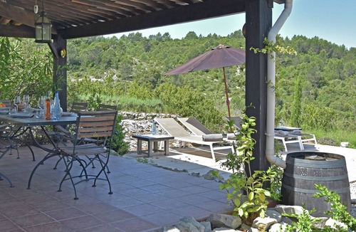 Belvezet Villa | Soothing Villa in Belvézet with Swimming Pool
