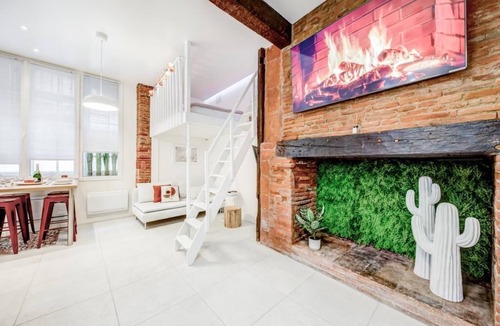 Saint-Etienne Apartment | SPA DES CARMES/Best neighborhood in Toulouse