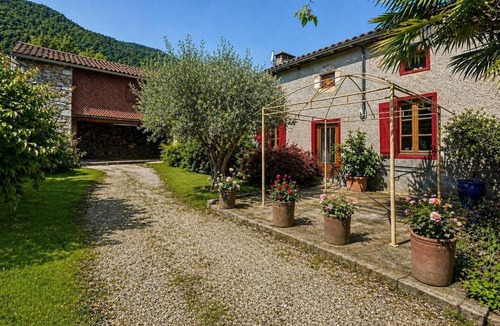 Arguenos House | Spa privatif - Jardin - Salle de jeux - Maison Pyrénées