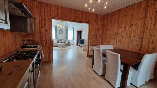 Knutange Apartment | Spacieux appartement 8 pers - Proche Luxembourg