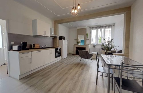 Saint-Dizier Apartment | Spacious 2-bedroom house with terrace and parking