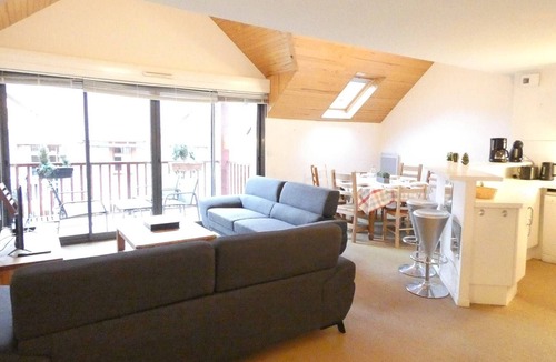 Saint-Lary-Soulan Apartment | Spacious 3-Bedroom Duplex with Balcony & Parking, Sleeps 8 - Saint-Lary-Soulan