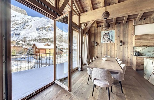 Le Cret Apartment | Spacious 4-bedroom apartment with WIFI in Val-d'Isère