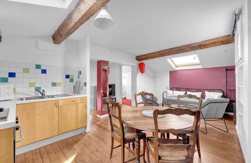 Arnaud Bernard Apartment | Spacious and bright in the historic center