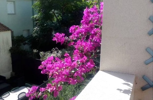 Valras-Plage Villa | Spacious Duplex with Terrace