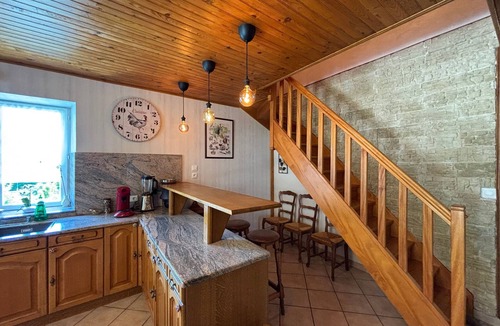 La Chapelle-aux-Bois Cottage | Spacious house with spa, ping-pong, and foosball, perfect for family relaxation