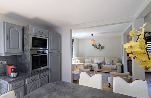 Saulcy-sur-Meurthe Cottage | Spacious lodge, modern comfort, peaceful garden