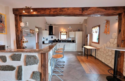 Vagney Cottage | Spacious modern cottage, 8 pers, private terrace, pets allowed, WiFi