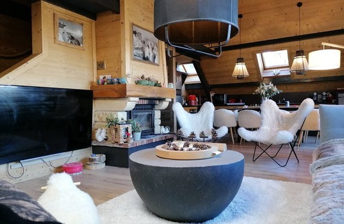 Pra Loup Ski Chalet | Spacious renovated chalet 110m² 10 guests, terrace