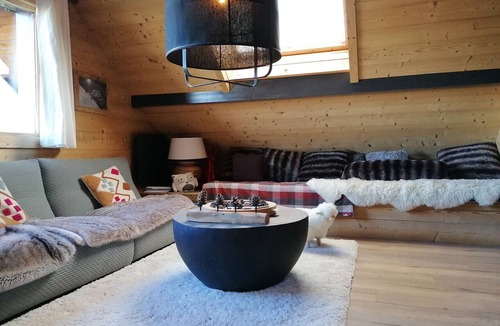 Pra Loup Ski Chalet | Spacious renovated chalet 110m² 10 guests, terrace