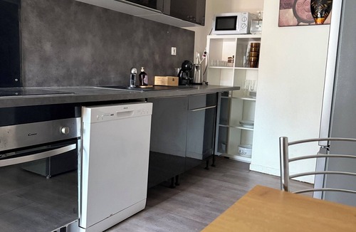 Luneville Apartment | Spacious T4 + billiards chic & friendly atmosphere