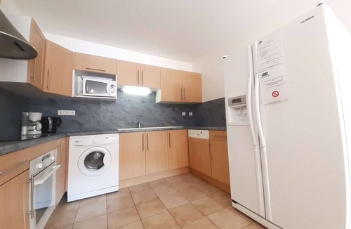 Saint-Lary-Soulan Apartment | Spacious T4 with Terrace, Wi-Fi & Parking – Saint-Lary-Soulan, Sleeps 9