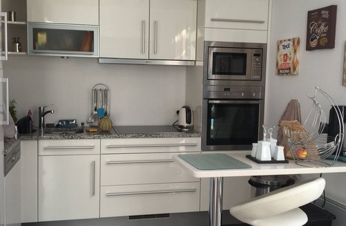 Cassis Apartment | Spacious triplex sea view with terrace and garden 10 minutes from the port beach