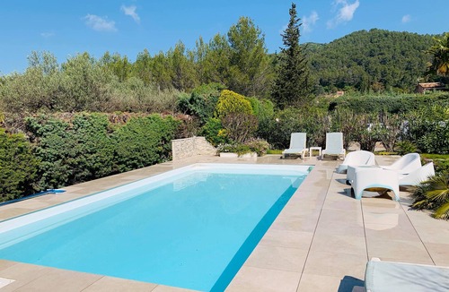 Cuers Villa | SPACIOUS VILLA, TENNIS COURT, LARGE PARK