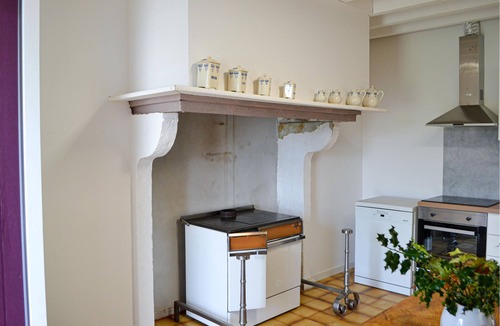 Pouillon House | Spend your family vacation in the countryside.