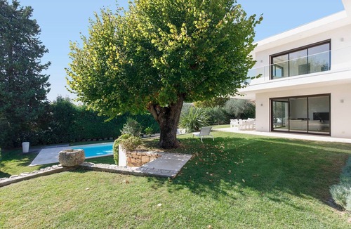 Mougins House | Splendid contemporary villa for your dream holiday in Mougins