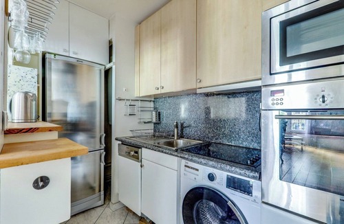 Notre-Dame-des-Champs Apartment | St. Germain des Pres - Luxembourg Suite