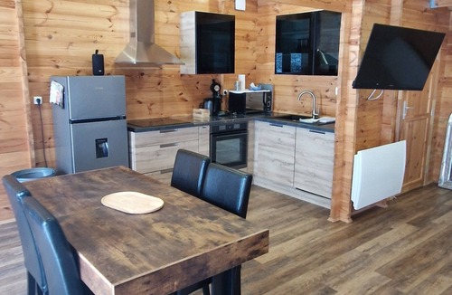 Mesnil Sous Les Cotes Ski Chalet | Stani@illan chalets/jacuzzi