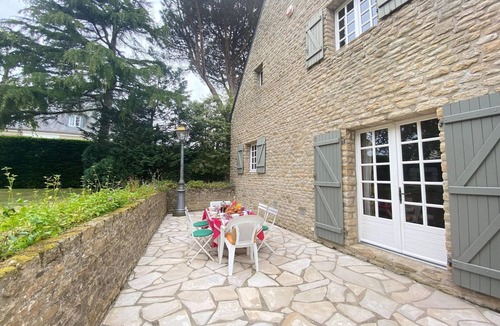 Le Rosais-La Flourie House | Stone House in St Malo near Sandy Beach