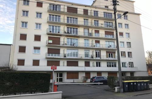 Troyes Apartment | Studio 29 - wifi - Résidence Beauséjour- proche centre ville