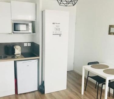 Jamin Apartment | Studio 306 - Gare - Arena - centre Reims
