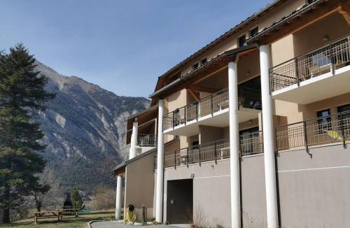 Jausiers Apartment | Studio 4 pers avec terrasse sud et animaux acceptés - FR-1-165B-49